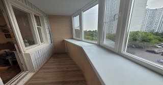 Застеклить лоджию Крымск цена от 9815 руб. м/п. за 50 часов